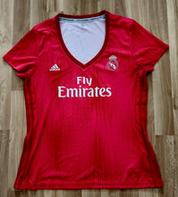 Load image into Gallery viewer, Jersey Real Madrid FC 2017/18
