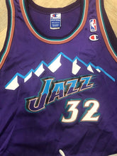 Load image into Gallery viewer, Rare Jersey Karl Malone #32 Utah Jazz NBA Vintage
