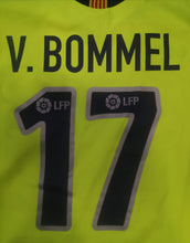 Load image into Gallery viewer, Rare Jersey V. Bommel #17 FC Barcelona 2006-2007 third Vintage
