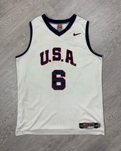 Load image into Gallery viewer, Jersey LeBron James #6 USA Team 2007 NBA Vintage
