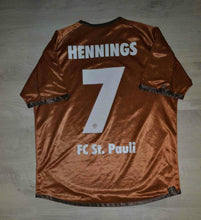 Load image into Gallery viewer, Jersey Rouwen Hennings St Pauli 2010-2011 Réversible Centenary Collection
