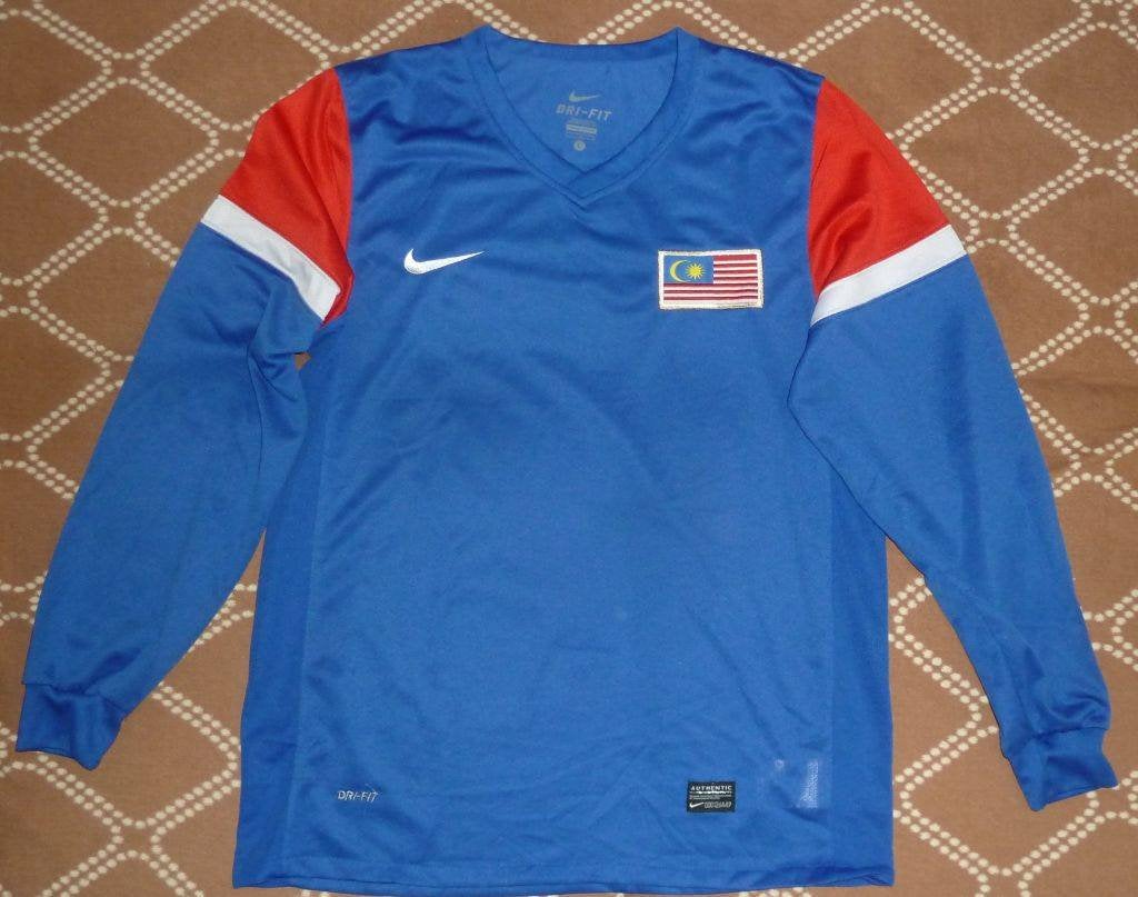 Jersey Malaysia 2010-2011 Away Long-sleeve Nike Vintage