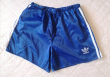 Load image into Gallery viewer, Authentic Shorts Adidas 1980&#39;s Vintage
