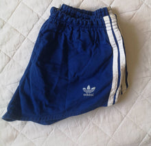 Load image into Gallery viewer, Authentic Shorts Adidas 1980&#39;s Vintage
