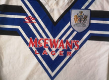 Load image into Gallery viewer, Jersey St Helens Rugby 1993-94 Umbro Vintage
