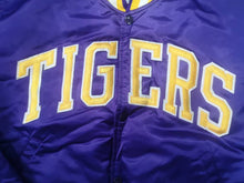 Load image into Gallery viewer, Bomber Detroit Tigers 1980&#39;s Starter NBA Vintage
