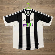 Load image into Gallery viewer, Jersey Newcastle United 2001-2003 home Adidas Vintage
