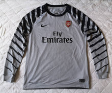 Load image into Gallery viewer, Jersey Goalkeeper Arsenal 2010-2011 Nike
