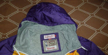 Load image into Gallery viewer, Jacket Los Angeles Lakers NBA Mitchell &amp; Ness
