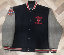 Load image into Gallery viewer, Rare Jacket Chicago Bulls NBA Logo Athletic Wool Letterman Vintage
