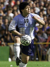 Load image into Gallery viewer, Jersey Argentina Farewell Diego Maradona #10 Testimonial Jersey 2001 Vintage
